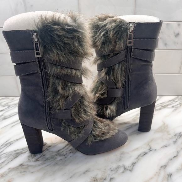 New! Women's Charles By Charles David Alberta Gray Microsuede Faux Fur Boot - Picture 7 of 14